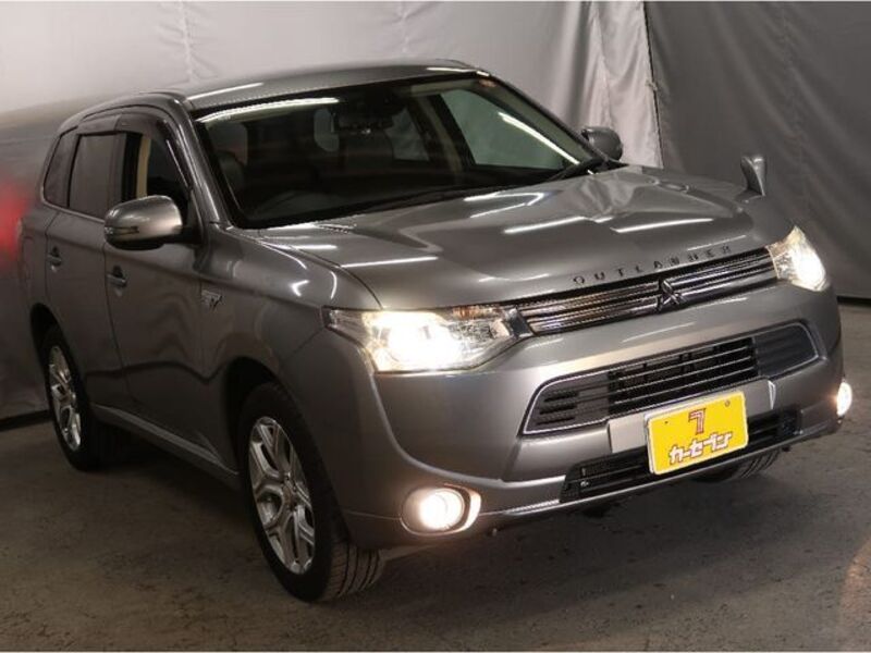 OUTLANDER PHEV