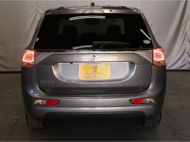 OUTLANDER PHEV