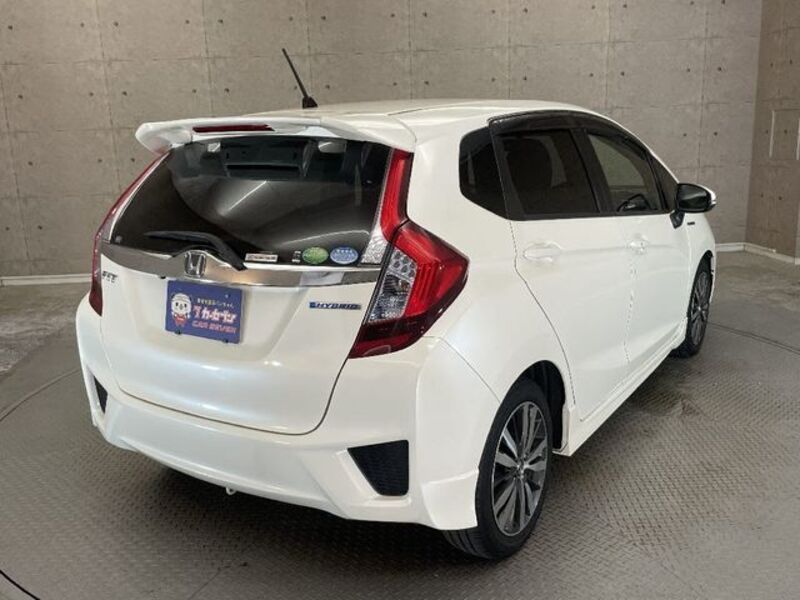 FIT HYBRID