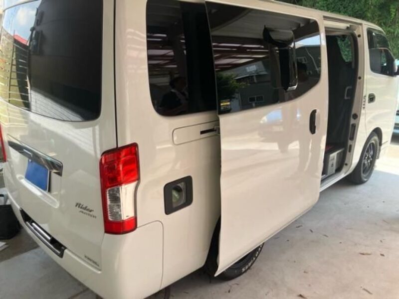 NV350 CARAVAN