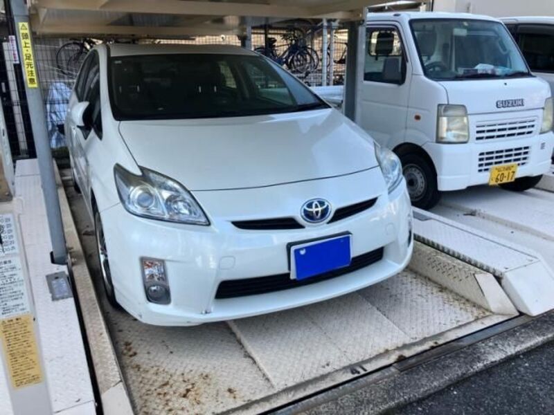 PRIUS-0