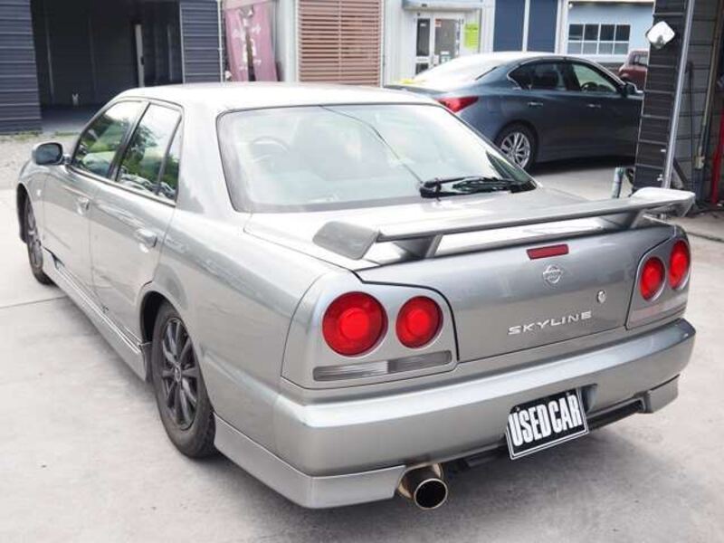 SKYLINE