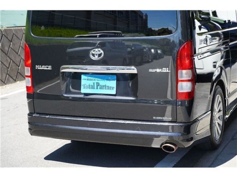HIACE VAN