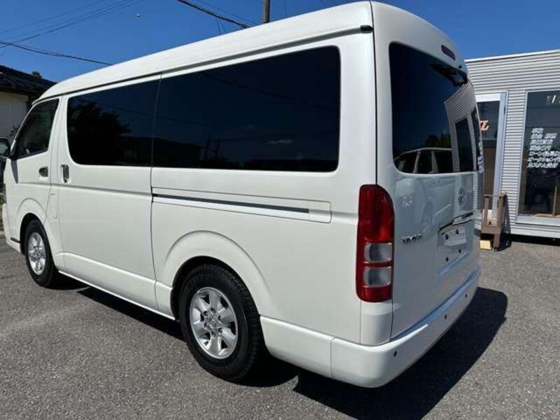 HIACE