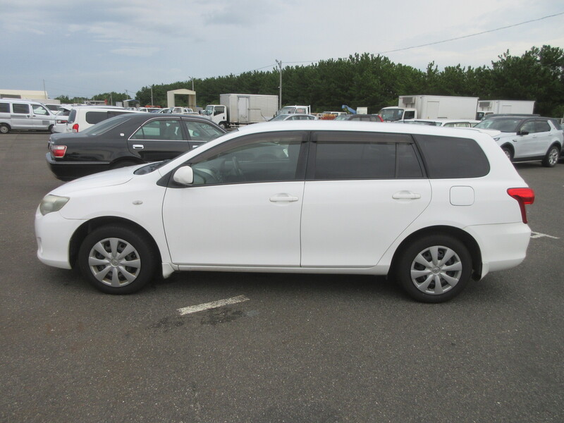 COROLLA FIELDER