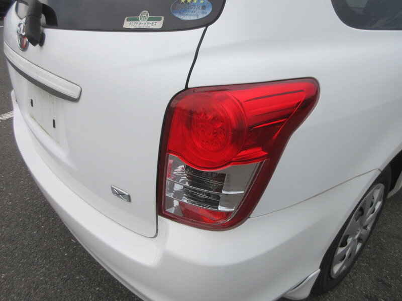 COROLLA FIELDER