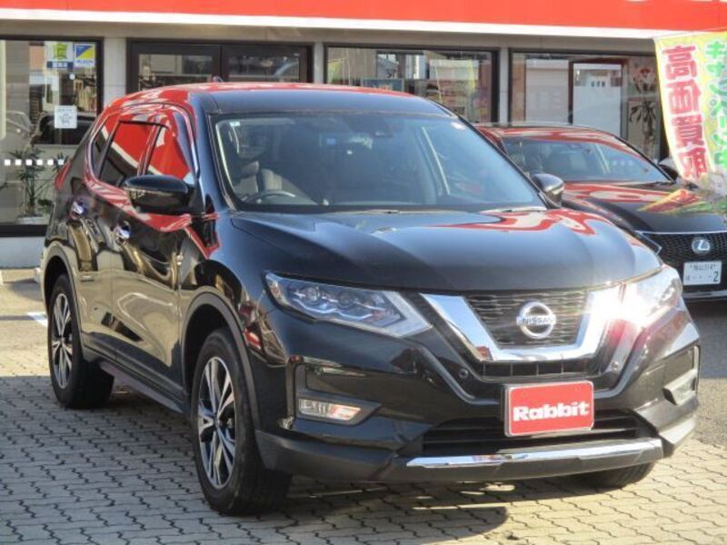 X-TRAIL