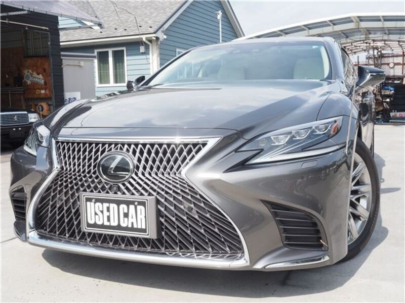 LEXUS LS