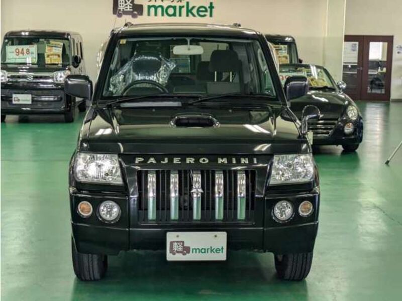 PAJERO MINI