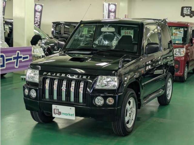 PAJERO MINI