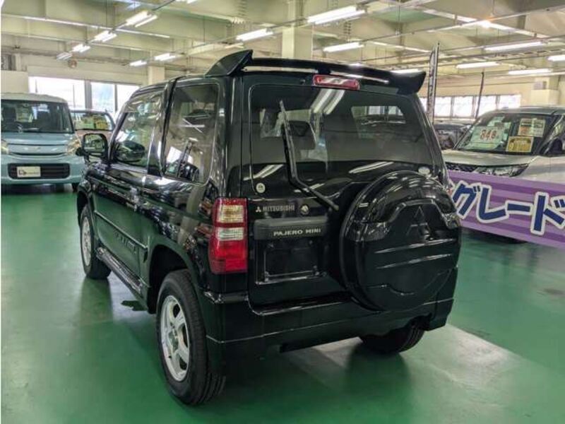 PAJERO MINI