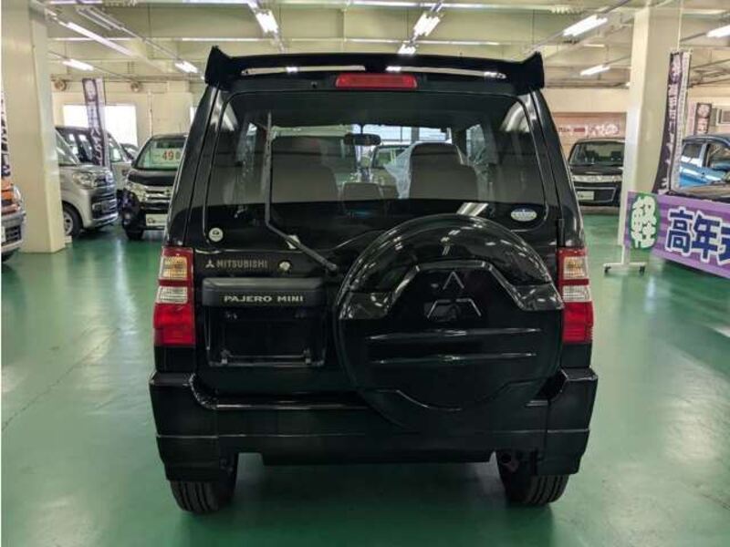 PAJERO MINI