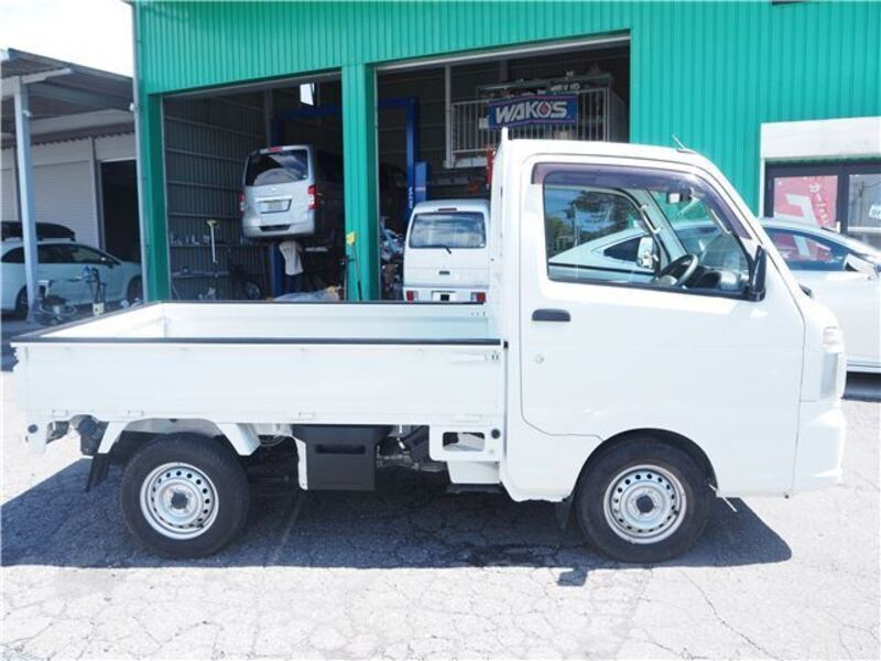 MINICAB TRUCK