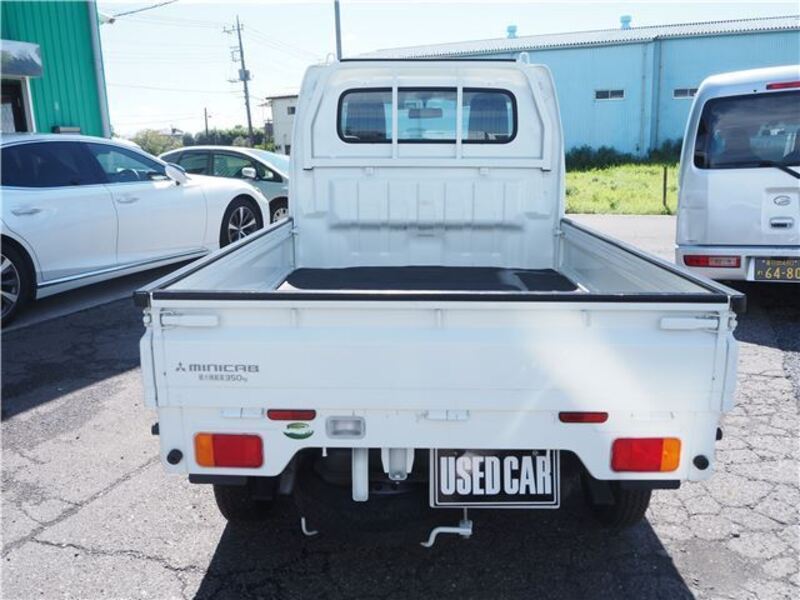 MINICAB TRUCK