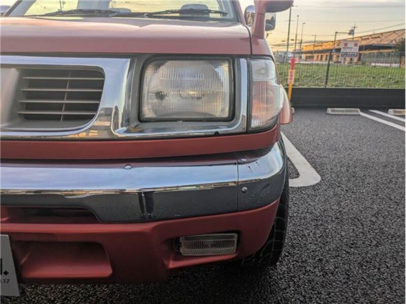 DATSUN PICKUP