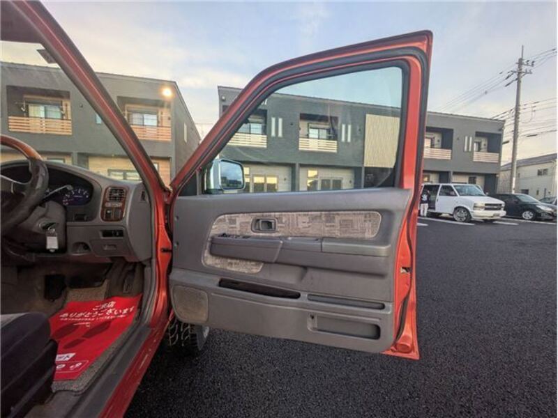 DATSUN PICKUP