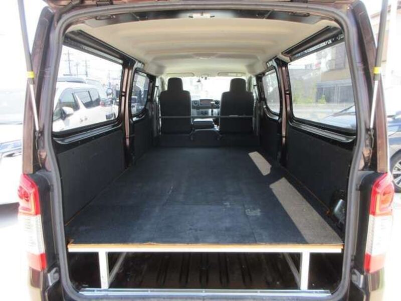 NV350 CARAVAN