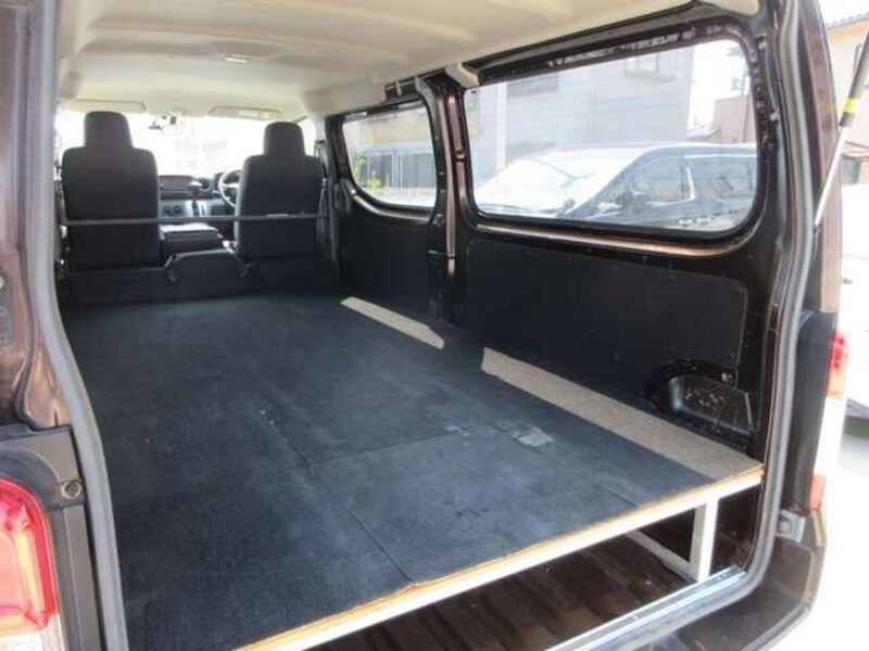 NV350 CARAVAN