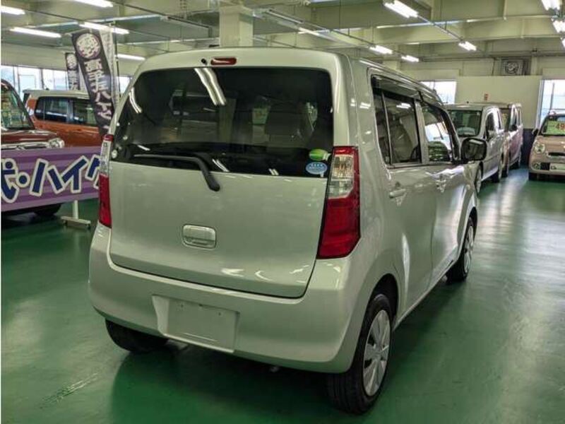 WAGON R