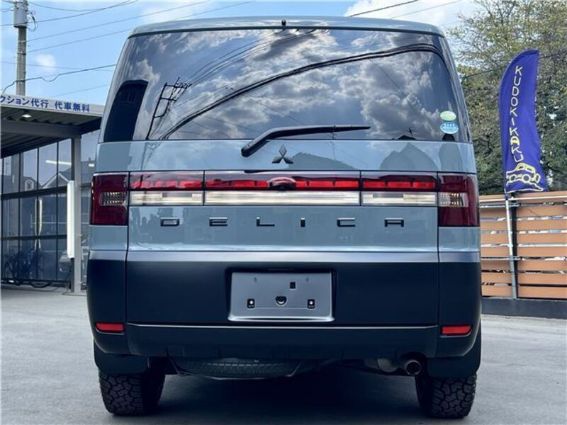 DELICA D5