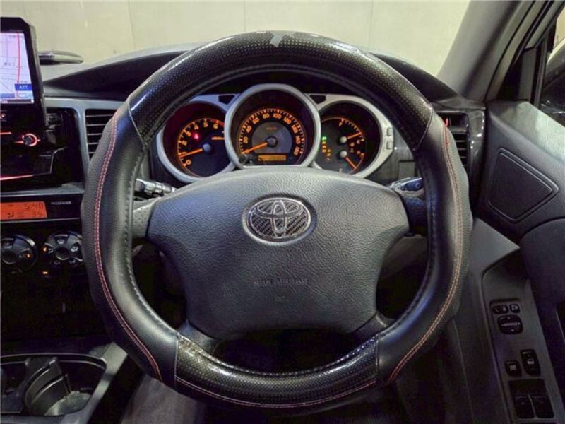 HILUX SURF