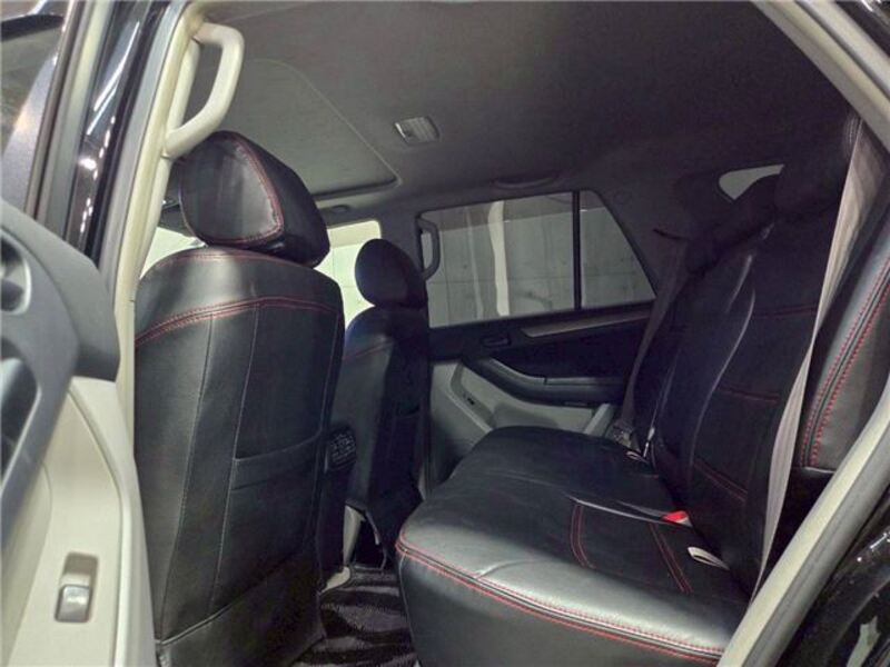 HILUX SURF