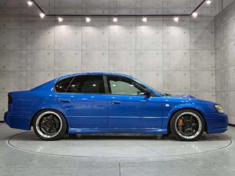 LEGACY B4