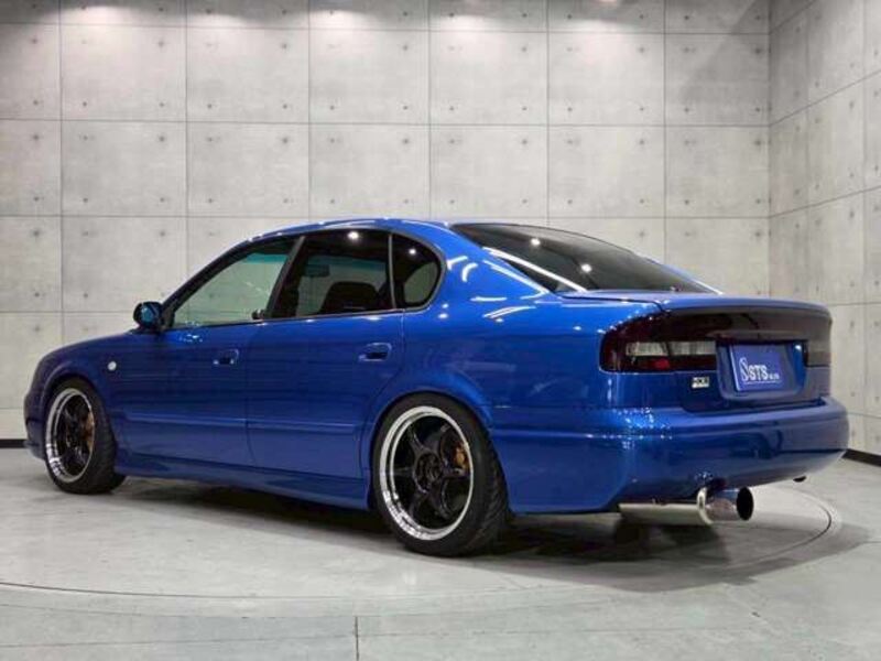 LEGACY B4