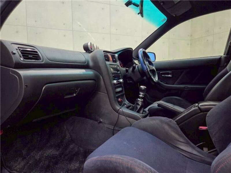 LEGACY B4