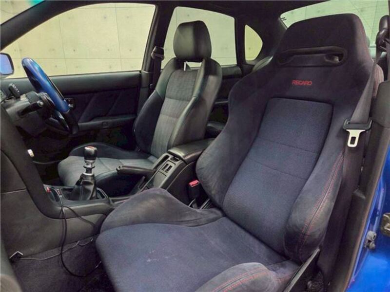 LEGACY B4
