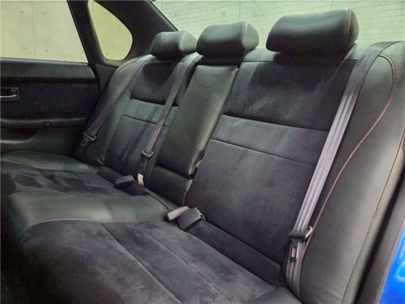 LEGACY B4