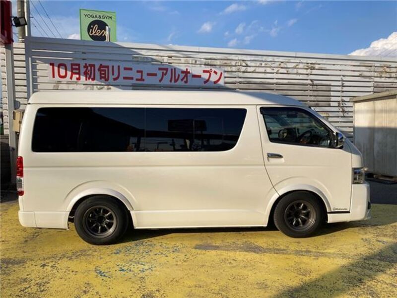 HIACE
