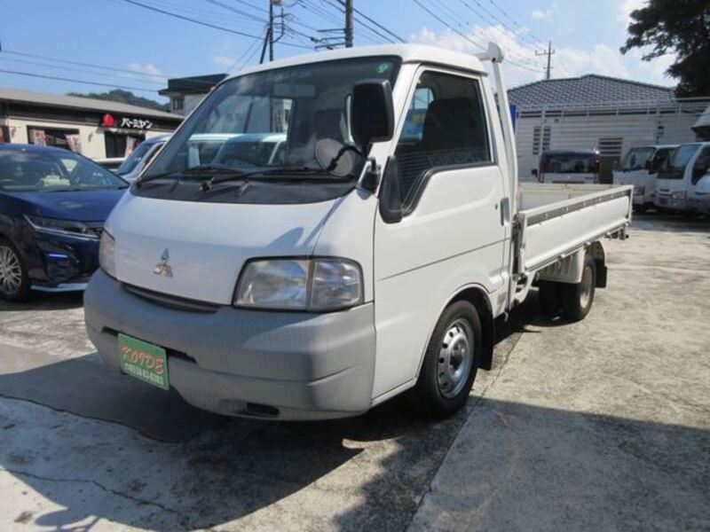 MITSUBISHI DELICA TRUCK
