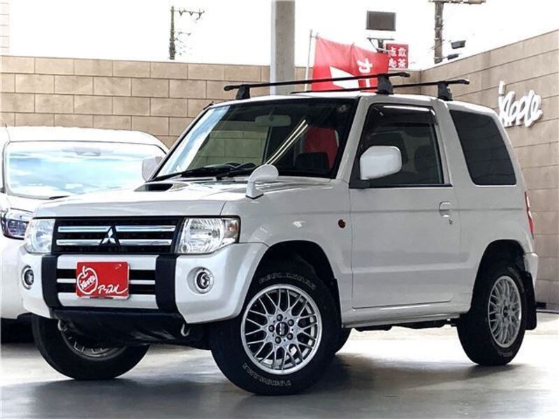MITSUBISHI PAJERO MINI
