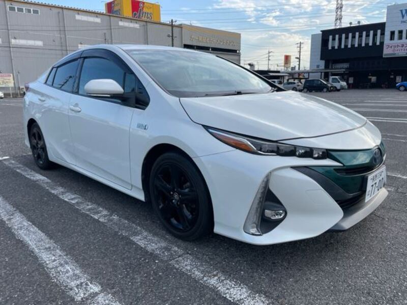 PRIUS PHV
