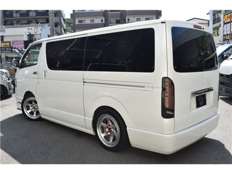 HIACE