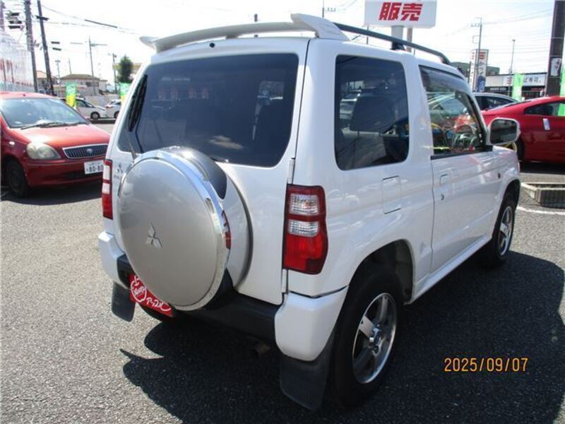 PAJERO MINI