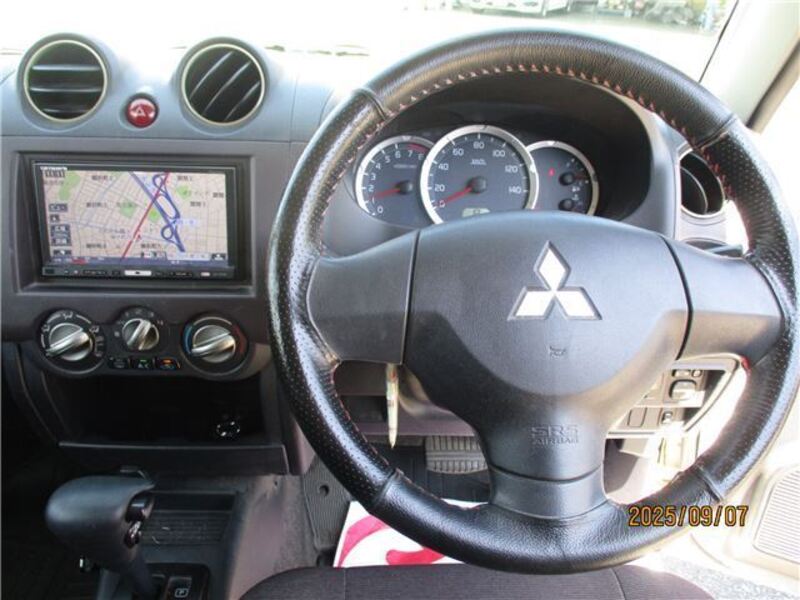 PAJERO MINI