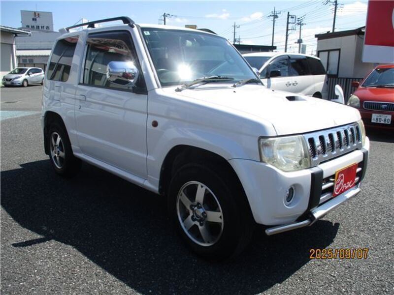 PAJERO MINI