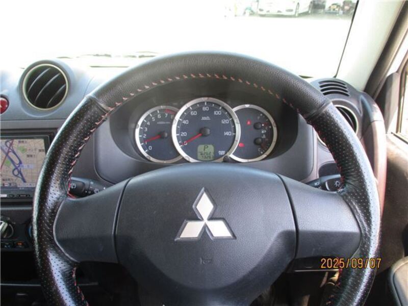 PAJERO MINI
