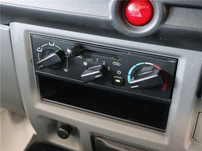 CLIPPER TRUCK