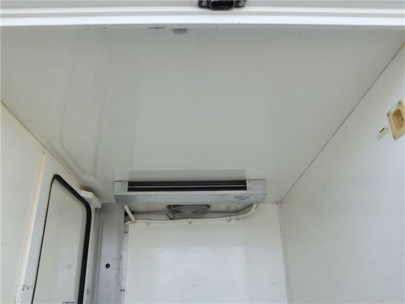 CLIPPER TRUCK