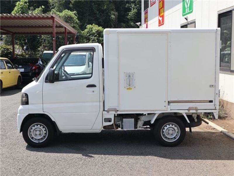 CLIPPER TRUCK