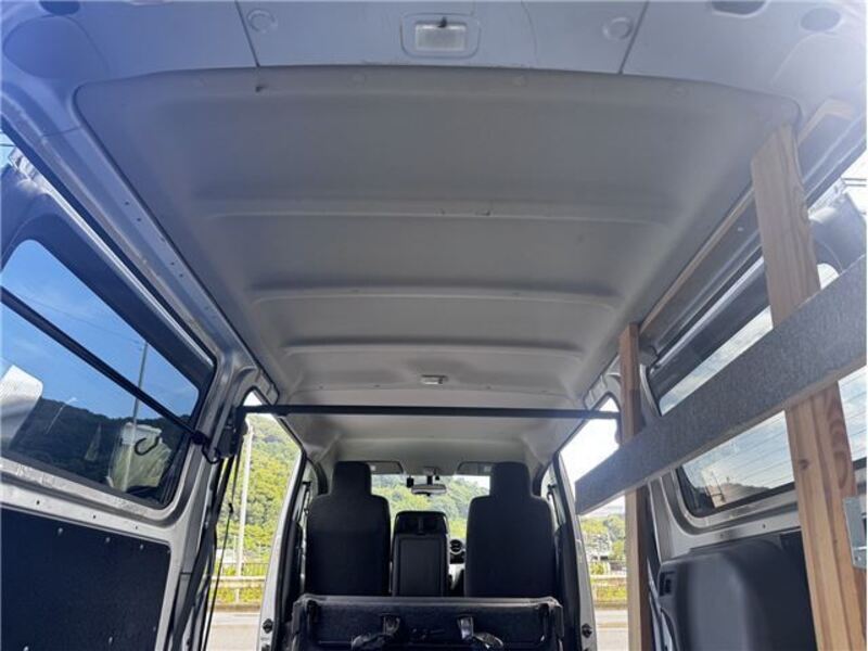NV350 CARAVAN