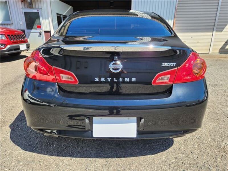 SKYLINE