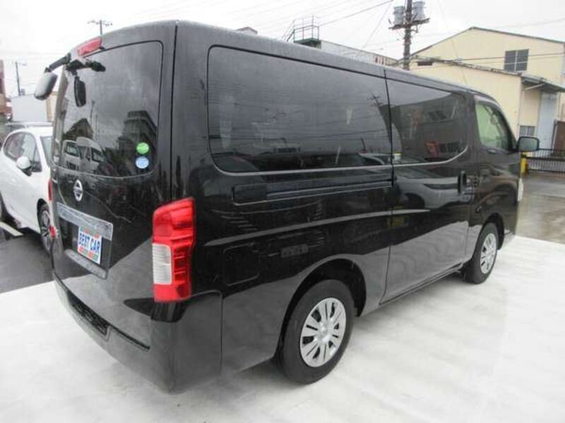 NV350 CARAVAN