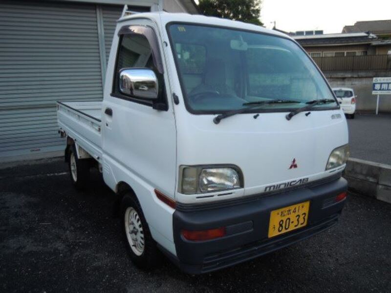 MITSUBISHI MINICAB TRUCK