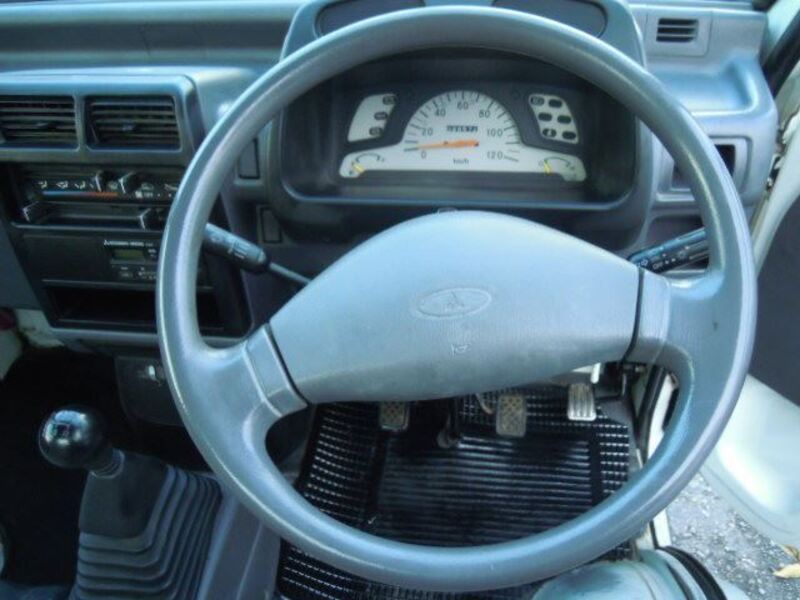 MINICAB TRUCK