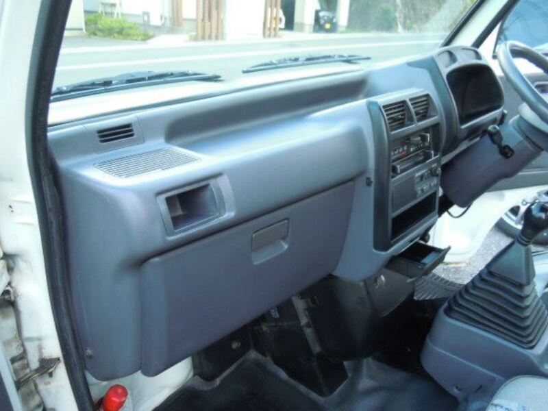 MINICAB TRUCK