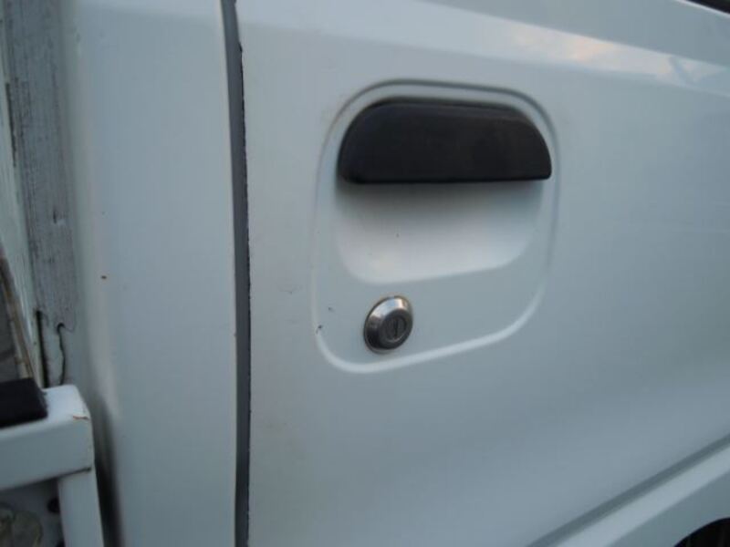 MINICAB TRUCK